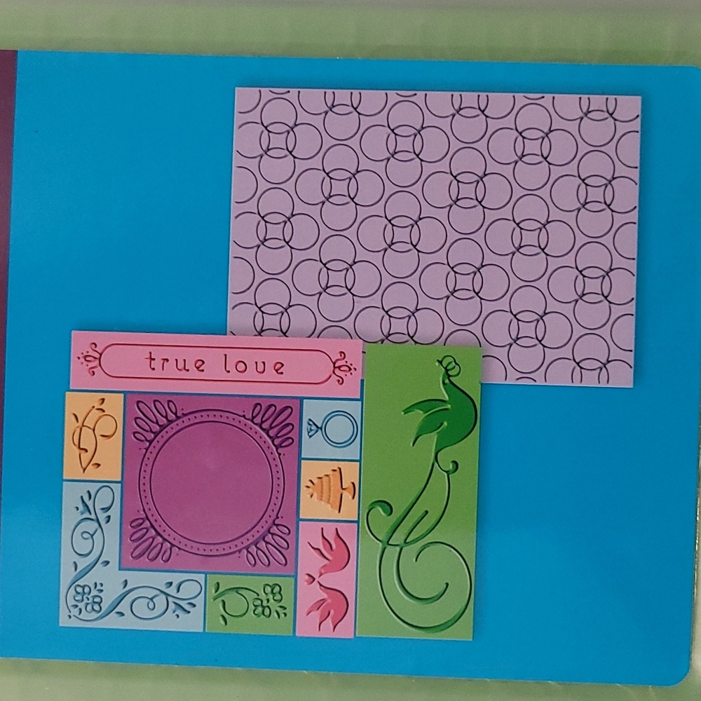 Cuttlebug Provo Craft set - Picture 2 of 5